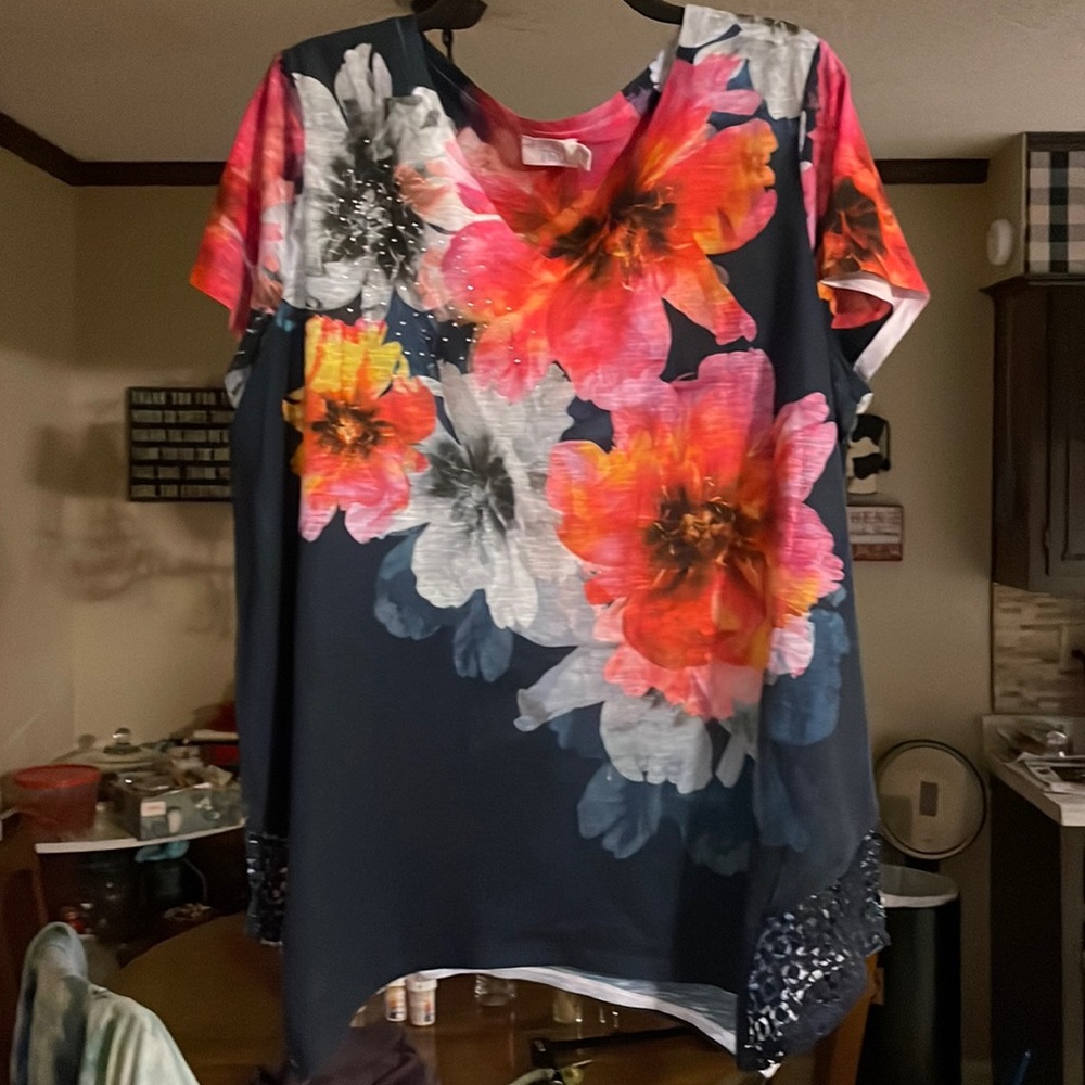 Women’s Flower Blouse